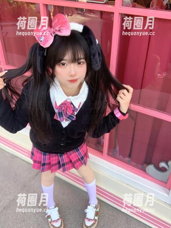 在17c苹果版上追黑料，一路上都是槽点，感慨多多！
