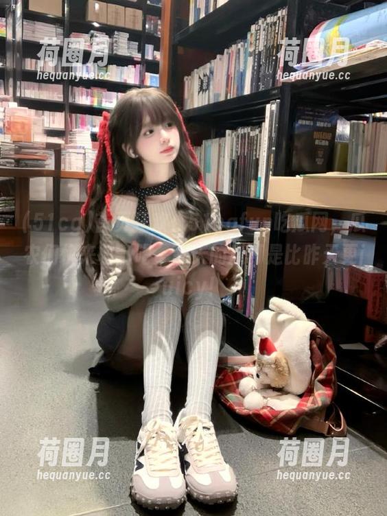 首页狂欢：51cgfun吃瓜网，瓜农们快来收割吧，今天的瓜可是比昨天更juicy！