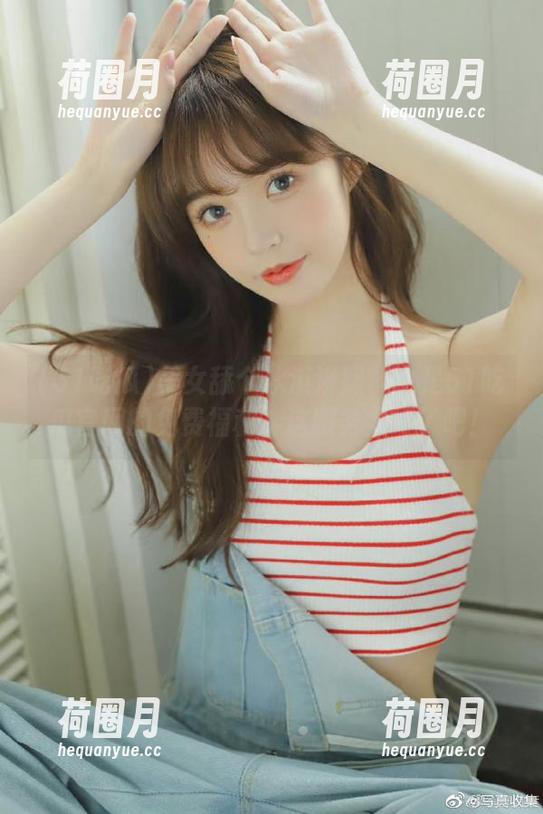 美女舔个冰淇淋照样也是51吃瓜官网的免费福利，这服务太好了吧！
