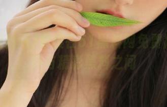 穿梭在51黑料网免费简单八卦与精彩黑料之间