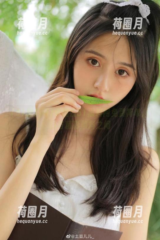穿梭在51黑料网免费简单八卦与精彩黑料之间