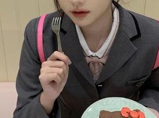 ios小伙伴们，718.sx等你来盘点新奇事，别怕冷场！