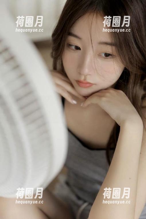 998su 这年头,竟然有个998su干脆就给你免费吃瓜!
