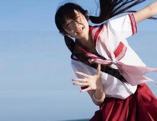 右滑正能量，tttzzz万里长篇长征链接：这样的放飞自我，你敢试吗？
