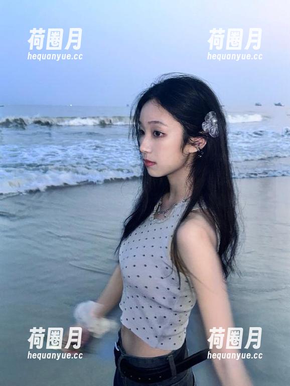 下载zzzttt黑料不打烊万篇长征，在线养成瓜控，连睡觉都能吃瓜！