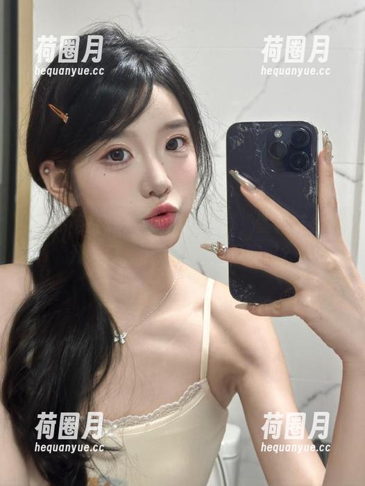 吃瓜不打烊 在吃瓜不打烊,黑料链接敞开大门,谁不想一起聊聊呢?