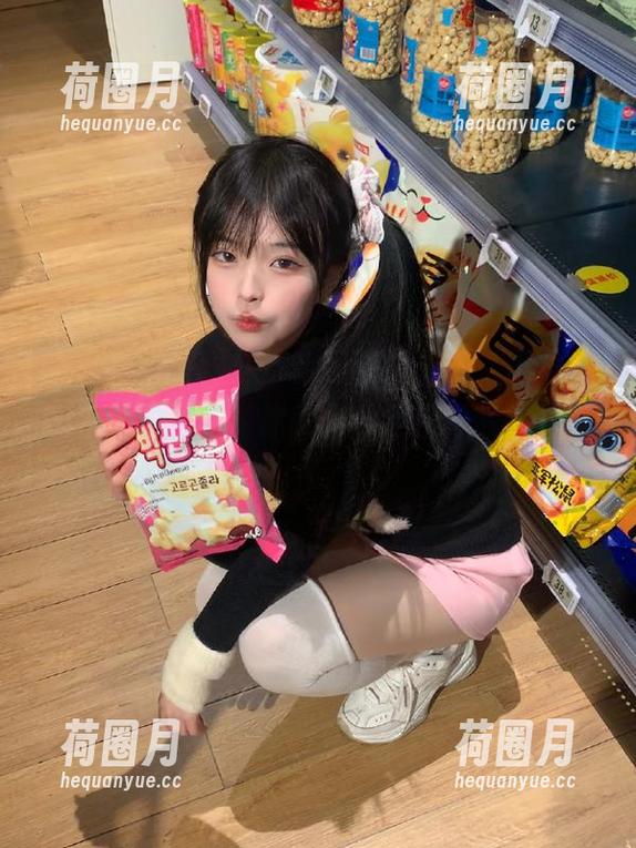 吃瓜大本营 懒得出门?没关系,下载“吃瓜大本营”,你就能体会各种酸甜苦辣!