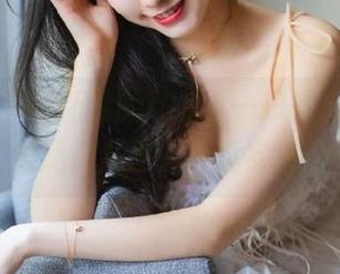 新潮的iOS，一扫娱乐718的二维码，乱世金针真实感受！