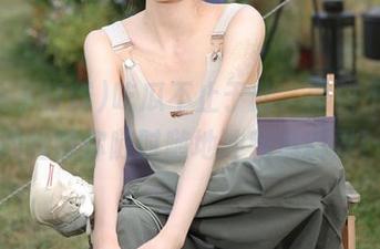 吃瓜不止于此，黑料不打烊网址带你随时随地冲刺爆料界！