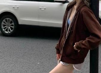潜入黑料不打烊51传送门，仿佛进入了另一种时空，中间夹杂着奇怪的碎片！