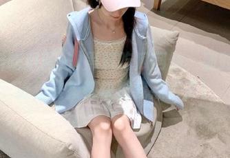 黑料吃瓜网站，随时在线进，链接都快被我点烂了！