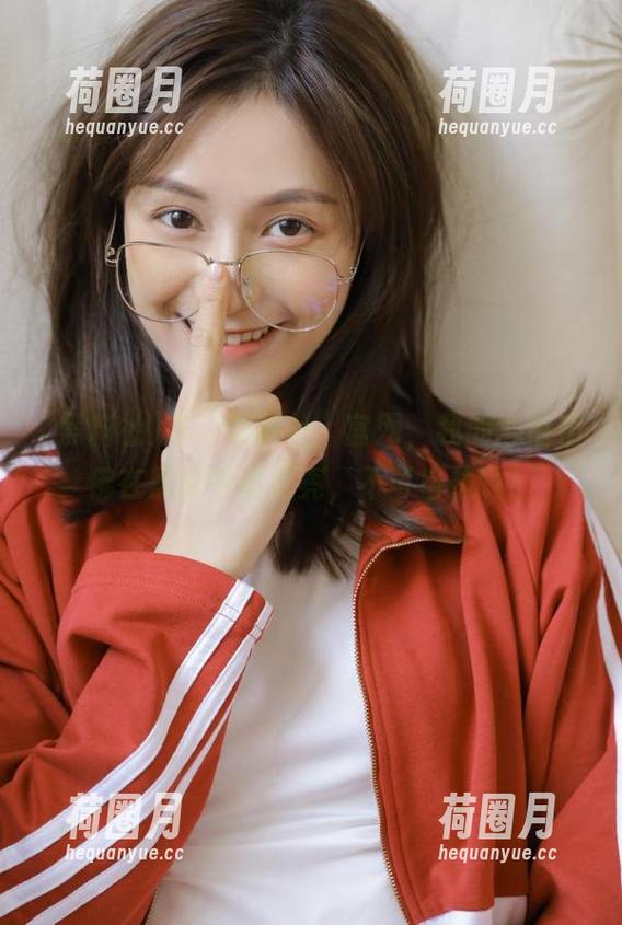 在“黑料社”官网，我的心情仿佛在黑暗中被点亮，不可自拔啊！
