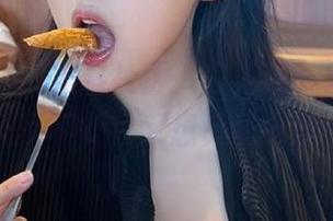 黑料社区入口，那种隐秘感真让人不安，又想勇闯一番…